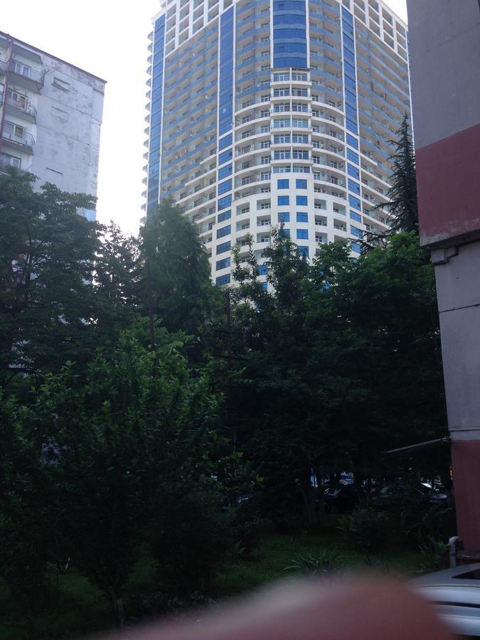 Yalcin Star Residence Apartment 300 Batumi Exteriör bild